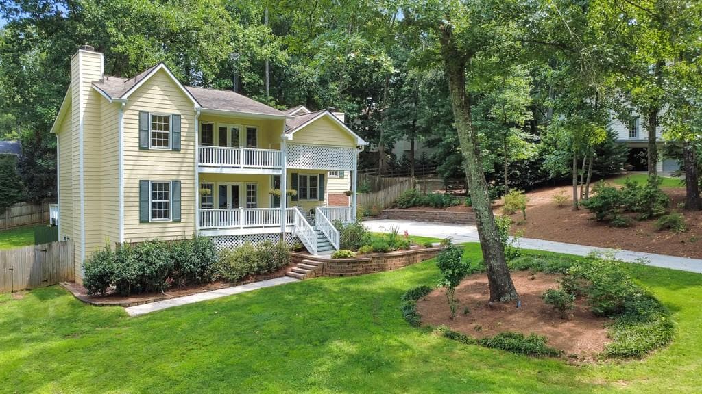 5 bedroom, 4 bathroom, 3,580 sq ft single family residence for sale at 11675 Highland Colony Drive, Roswell, GA 30075 — photo 8