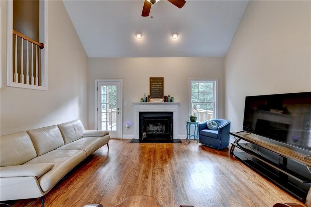 4 bedroom, 3 bathroom, 2,589 sq ft single family residence for sale at 49 Flintstone Road, Jefferson, GA 30549 — photo 9