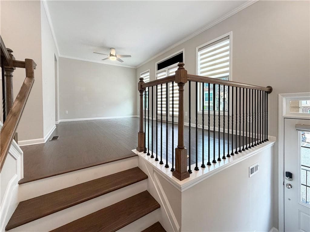 3 bedroom, 4 bathroom, 2,256 sq ft townhouse for rent at 381 Northaven Avenue, Suwanee, GA 30024 for $2,800 a month — photo 3