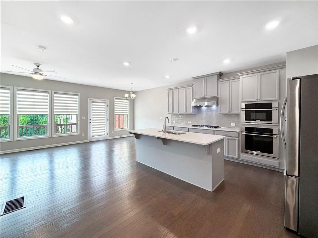 3 bedroom, 4 bathroom, 2,256 sq ft townhouse for rent at 381 Northaven Avenue, Suwanee, GA 30024 for $2,800 a month — photo 10