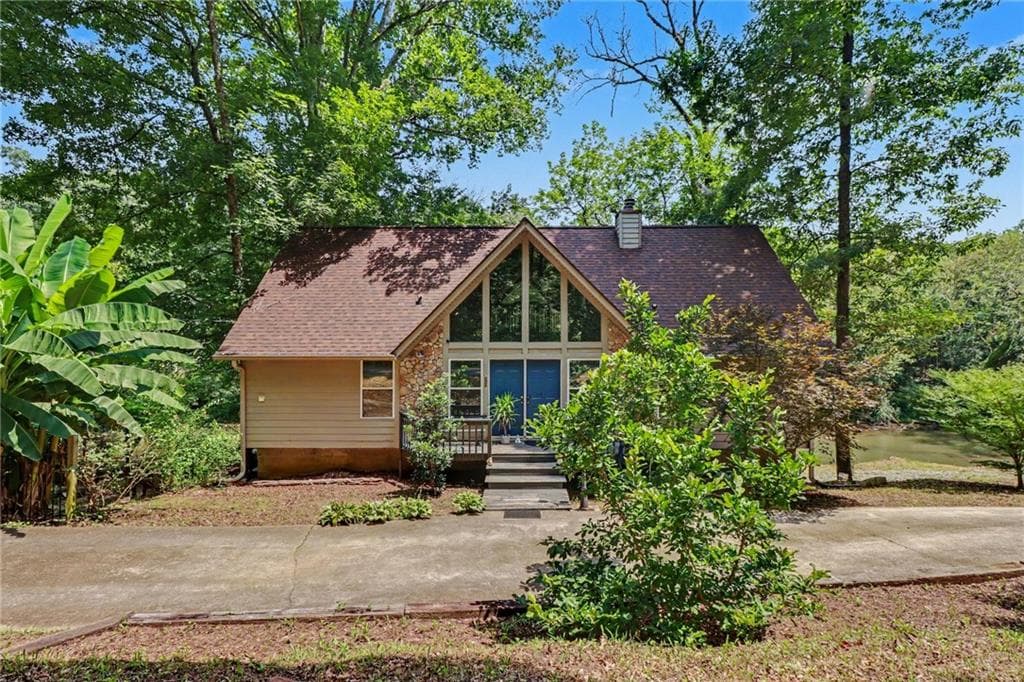 2 bedroom, 2 bathroom, 1,716 sq ft single family residence for sale at 374 Seab Green Road, Cedartown, GA 30125