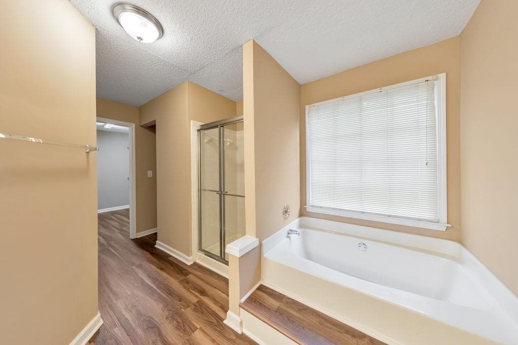 3 bedroom, 3 bathroom, 1,934 sq ft single family residence for sale at 320 Outwood Mill Court, Johns Creek, GA 30022 — photo 8