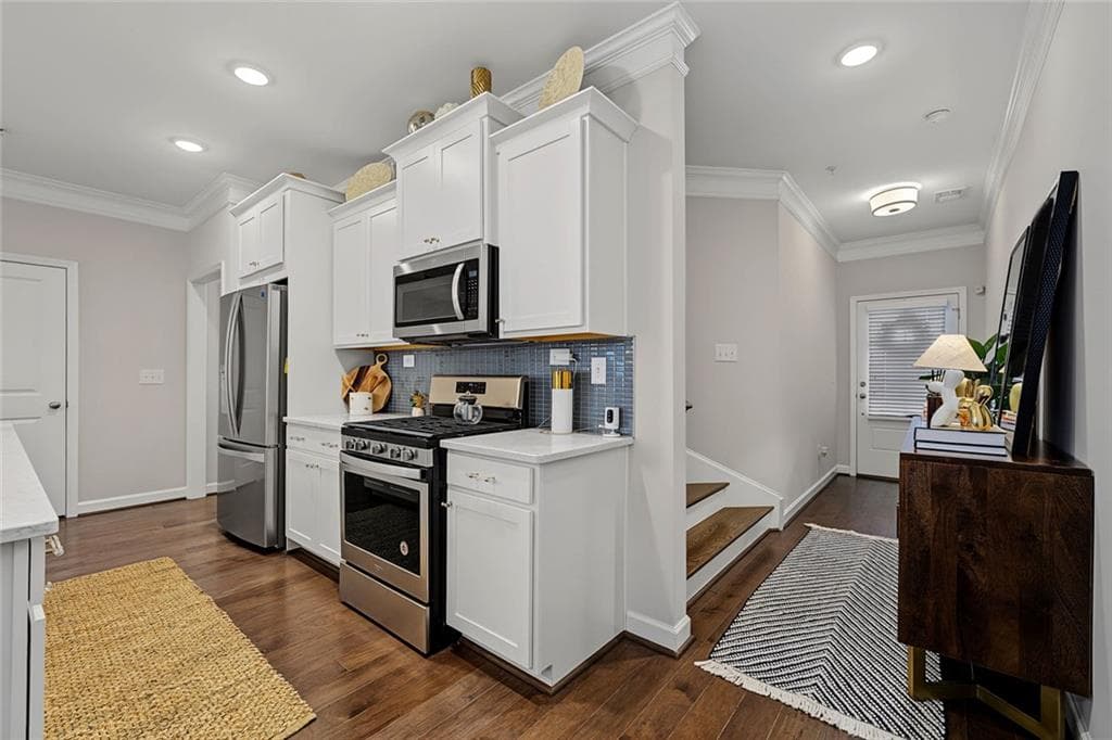 3 bedroom, 3 bathroom, 2,772 sq ft townhouse for sale at 1004 Rohner Way, Smyrna, GA 30080 — photo 8