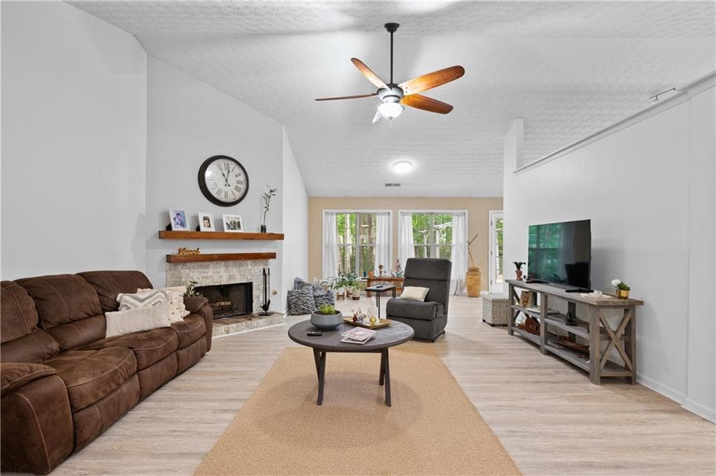 3 bedroom, 2 bathroom, 1,896 sq ft single family residence for sale at 3312 Freedom Landing, Kennesaw, GA 30144 — photo 5