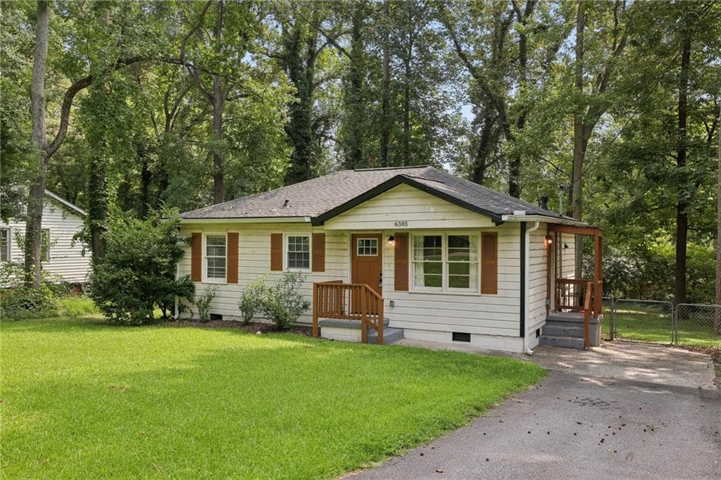 3 bedroom, 2 bathroom, 1,016 sq ft single family residence for sale at 6385 Lobelia Road, Mableton, GA 30126 — photo 2