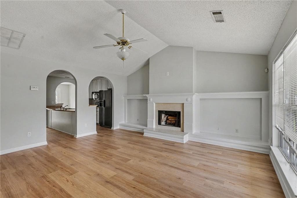 3 bedroom, 2 bathroom, 1,490 sq ft single family residence for sale at 9009 Highland Pass, Fairburn, GA 30213 — photo 5