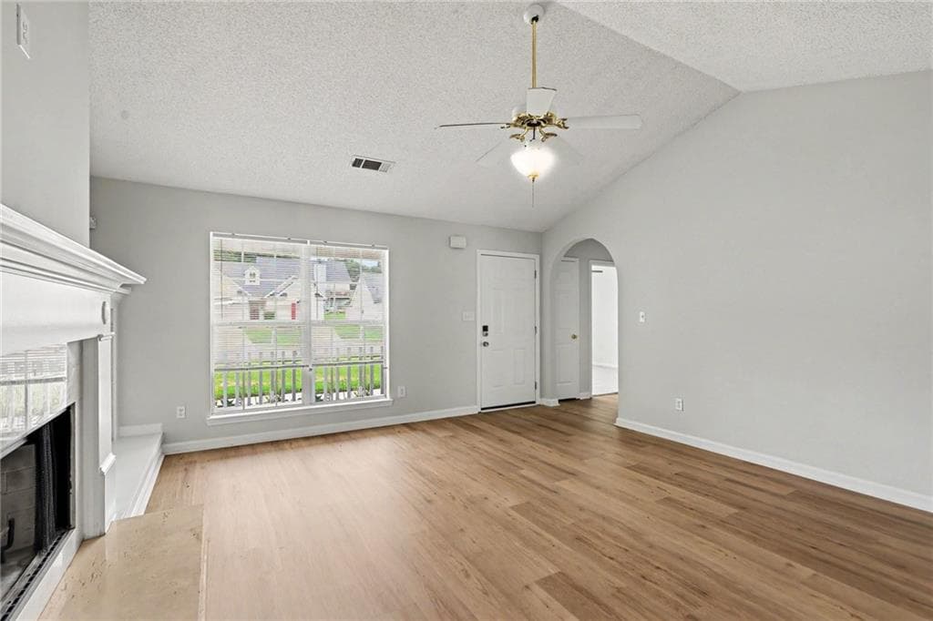 3 bedroom, 2 bathroom, 1,490 sq ft single family residence for sale at 9009 Highland Pass, Fairburn, GA 30213 — photo 6