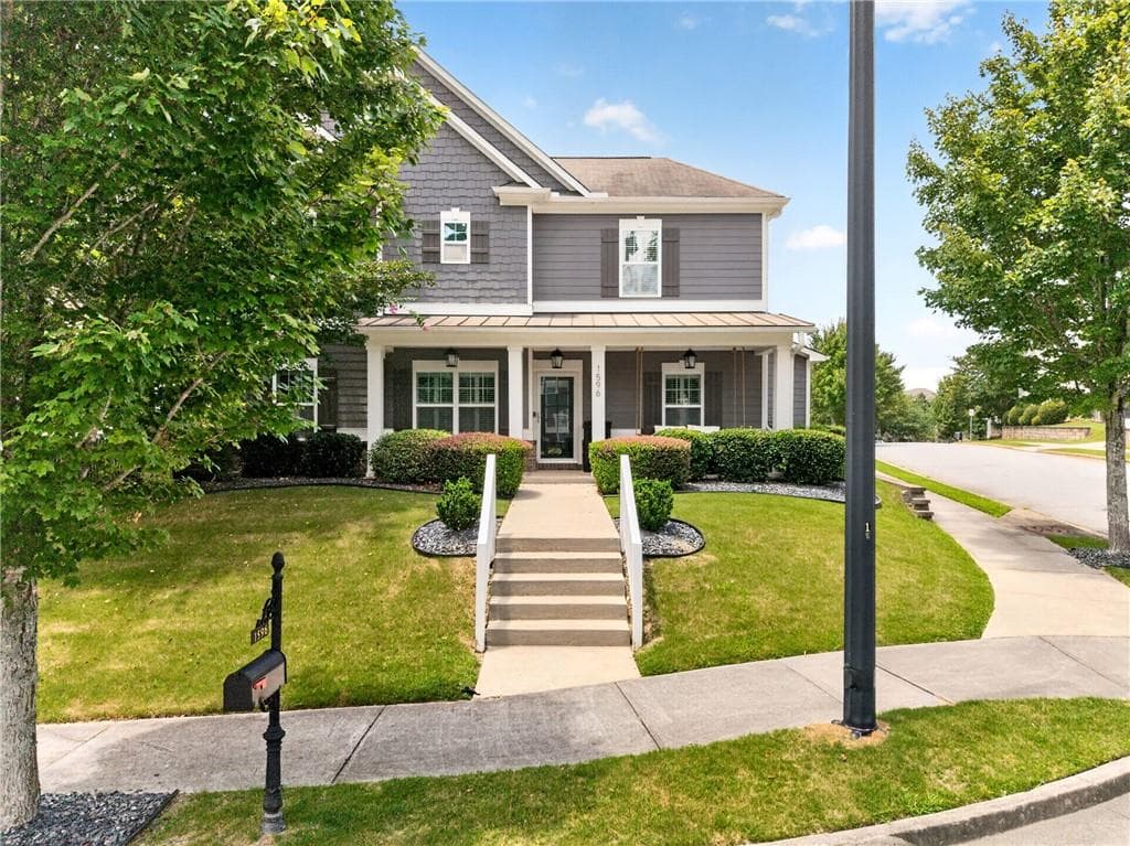 3 bedroom, 3 bathroom, 1,991 sq ft single family residence for sale at 1596 Habershal Road, Atlanta, GA 30318 — photo 1 of 50