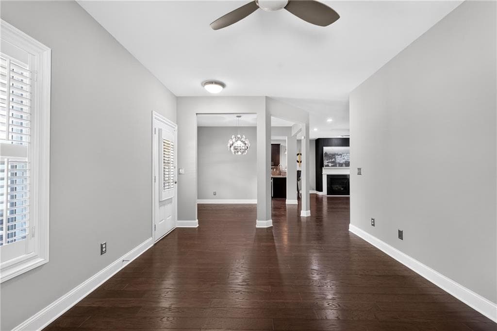 3 bedroom, 3 bathroom, 1,991 sq ft single family residence for sale at 1596 Habershal Road, Atlanta, GA 30318 — photo 8