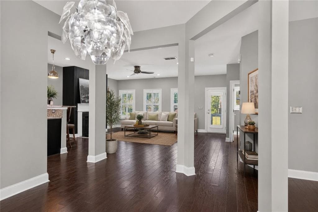 3 bedroom, 3 bathroom, 1,991 sq ft single family residence for sale at 1596 Habershal Road, Atlanta, GA 30318 — photo 9