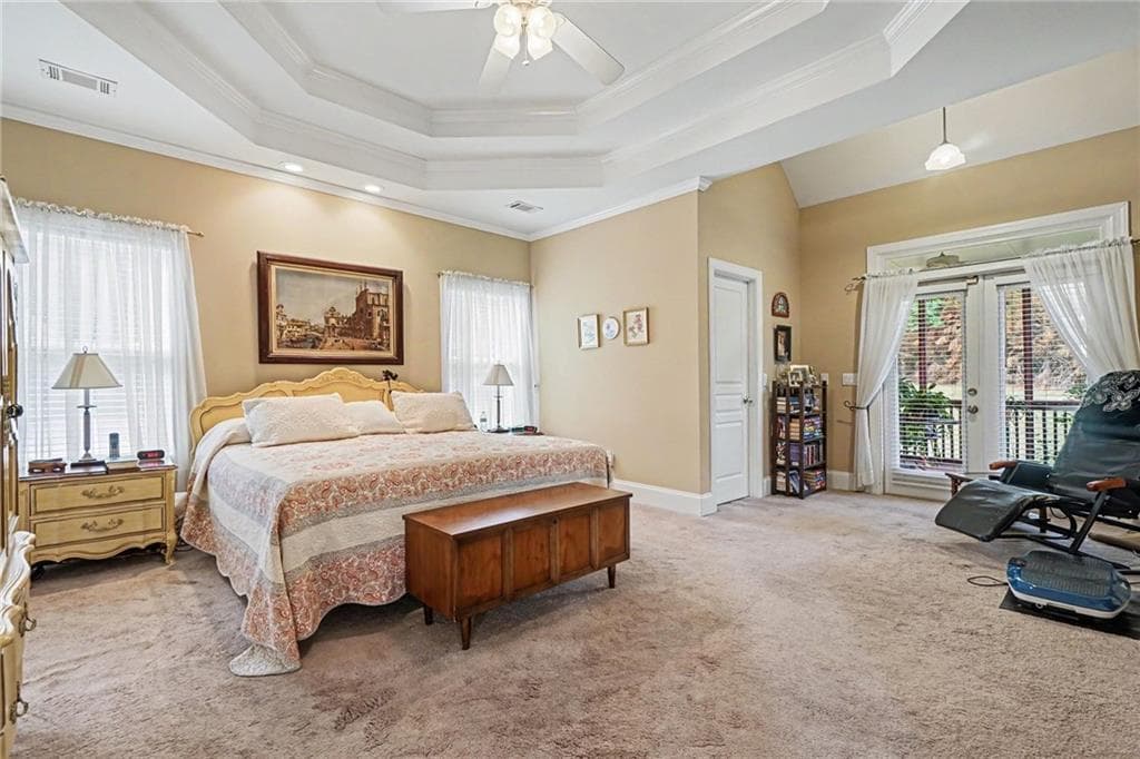6 bedroom, 4 bathroom, 4,000 sq ft single family residence for sale at 7780 Leeward Cove Court, Cumming, GA 30041 — photo 4