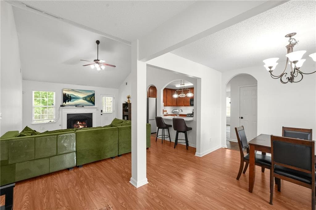 3 bedroom, 2 bathroom, 1,741 sq ft single family residence under contract at 530 Firethorn Court, Villa Rica, GA 30180 — photo 6
