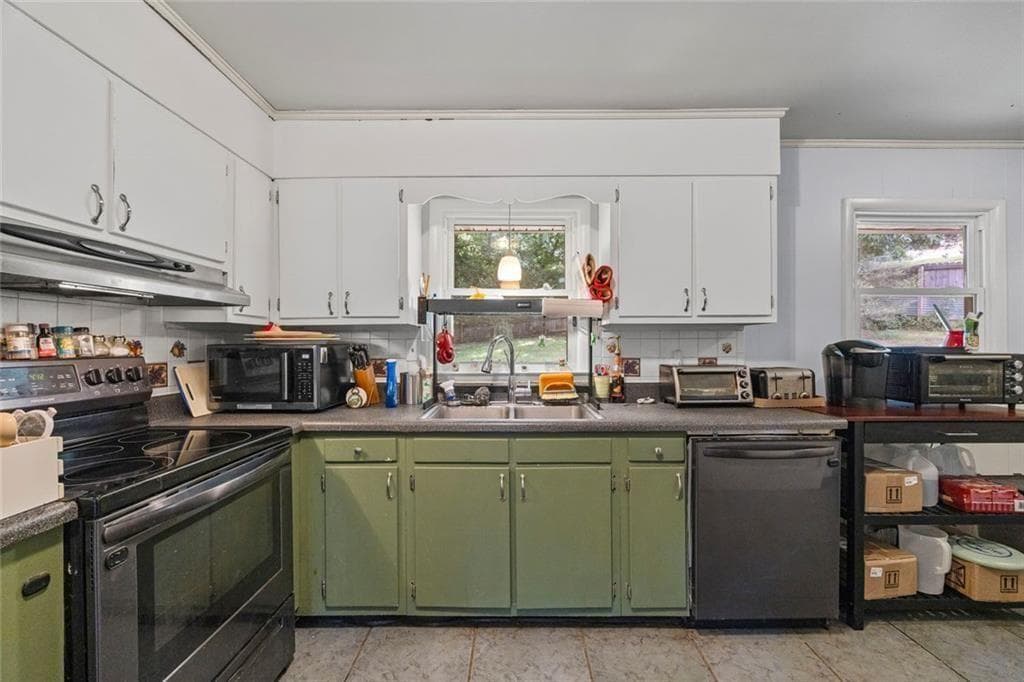 4 bedroom, 3 bathroom, 2,985 sq ft single family residence for sale at 150 Shawnee Drive, Athens, GA 30606 — photo 6