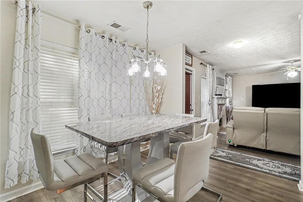 4 bedroom, 3 bathroom, 1,904 sq ft single family residence for sale at 8280 Mayfern Drive, Fairburn, GA 30213 — photo 6