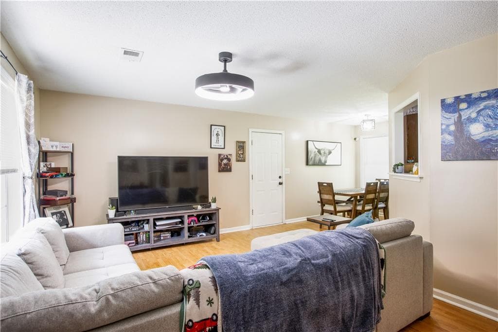 3 bedroom, 2 bathroom, 1,115 sq ft single family residence for sale at 651 Southern Trace Drive, Rockmart, GA 30153 — photo 6