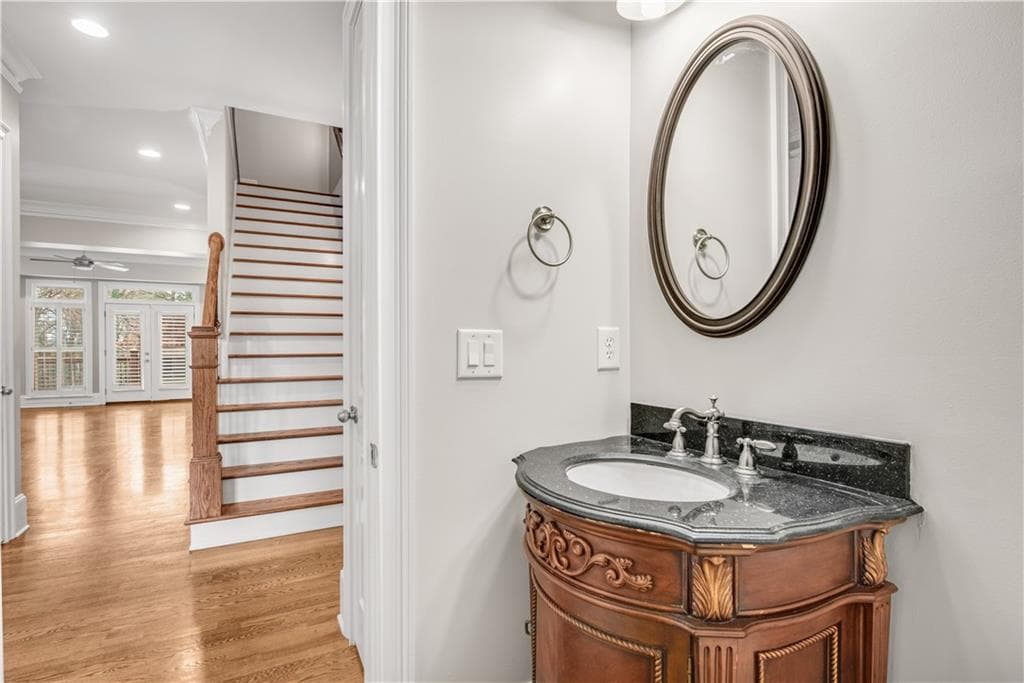 4 bedroom, 4 bathroom, 2,068 sq ft townhouse for rent at 250 Mystic Ridge Hill, Sandy Springs, GA 30342 for $4,400 a month — photo 5