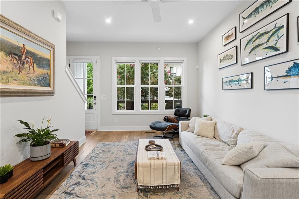 2 bedroom, 2 bathroom, 1,152 sq ft townhouse for sale at 913 Brees Court, Atlanta, GA 30318 — photo 10
