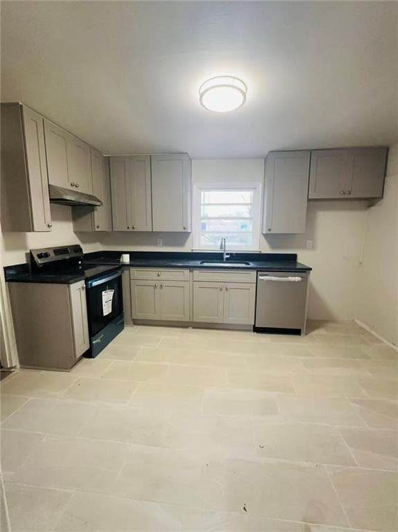 3 bedroom, 2 bathroom, 1,278 sq ft single family residence for sale at 3109 Janice Circle, Atlanta, GA 30341 — photo 4