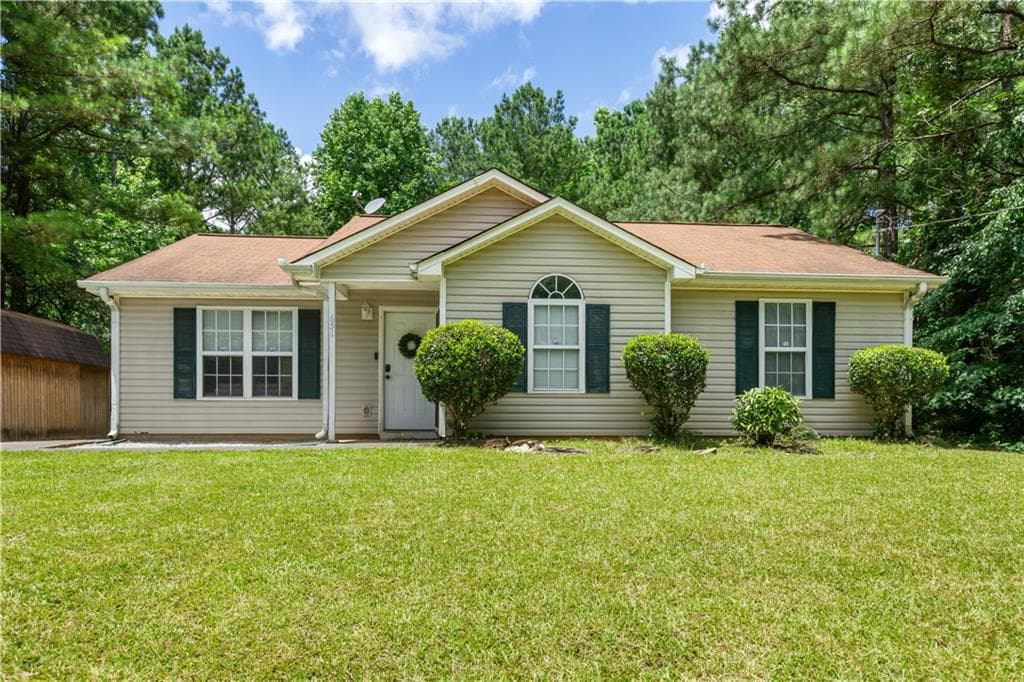 3 bedroom, 2 bathroom, 1,115 sq ft single family residence for sale at 651 Southern Trace Drive, Rockmart, GA 30153 — photo 2