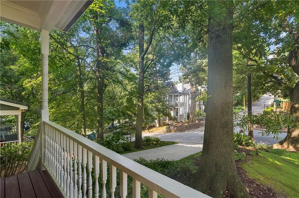 3 bedroom, 3 bathroom, 1,506 sq ft single family residence for sale at 941 Tilden Street, Atlanta, GA 30318 — photo 5