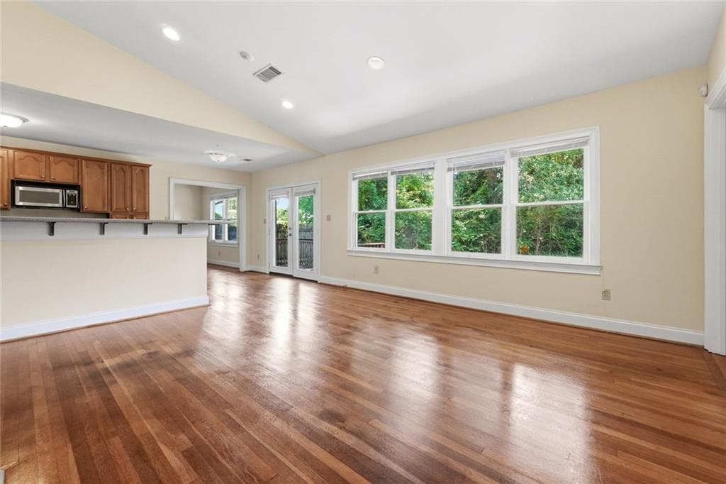 3 bedroom, 2 bathroom single family residence for sale at 208 Midvale Drive, Atlanta, GA 30342 — photo 5