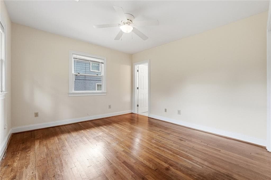 3 bedroom, 2 bathroom single family residence for sale at 208 Midvale Drive, Atlanta, GA 30342 — photo 10