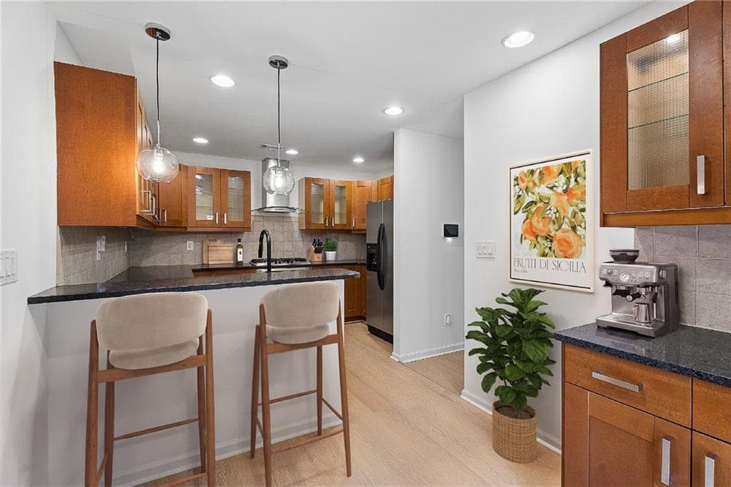 2 bedroom, 3 bathroom, 1,595 sq ft townhouse under contract at 1827 Rockridge Place, Atlanta, GA 30324 — photo 6