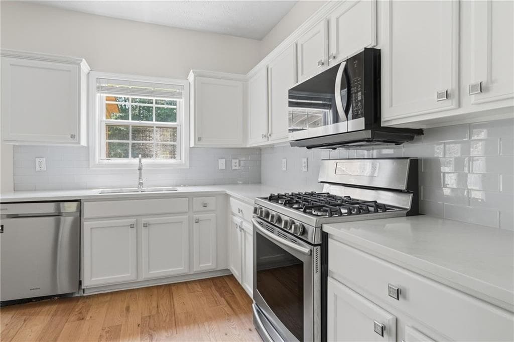 3 bedroom, 3 bathroom, 2,055 sq ft single family residence for rent at 2123 Beacon Crest Drive, Buford, GA 30519 for $2,400 a month — photo 8
