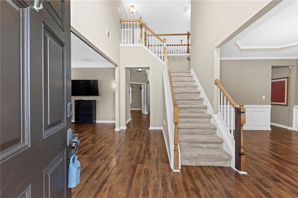 5 bedroom, 3 bathroom, 3,038 sq ft single family residence under contract at 3131 Seneca Farm Lane, Buford, GA 30519 — photo 4