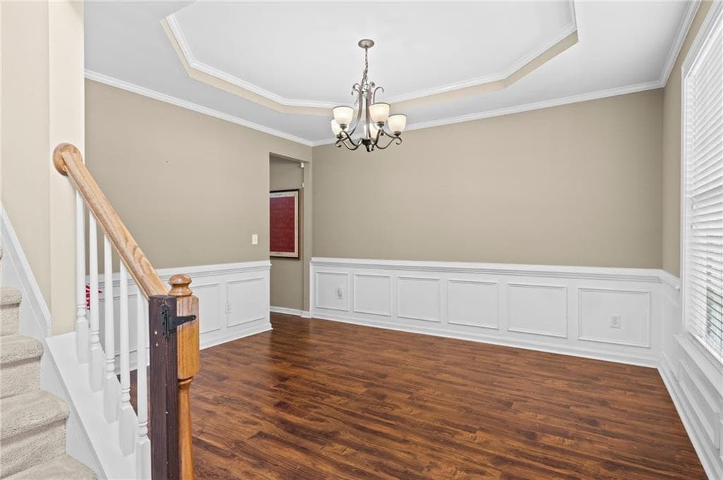 5 bedroom, 3 bathroom, 3,038 sq ft single family residence under contract at 3131 Seneca Farm Lane, Buford, GA 30519 — photo 9