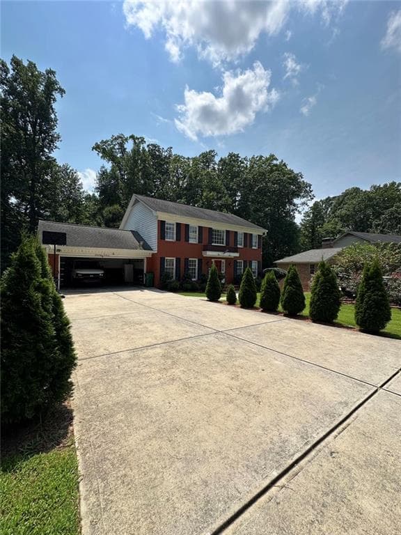 6 bedroom, 4 bathroom, 3,860 sq ft single family residence for rent at 3896 Northlake Creek Drive, Tucker, GA 30084 for $3,600 a month — photo 2