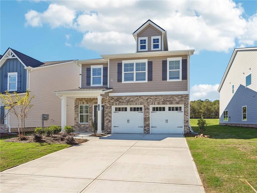 4 bedroom, 3 bathroom, 2,565 sq ft single family residence under contract at 11133 Suria Drive, Covington, GA 30014 — photo 2