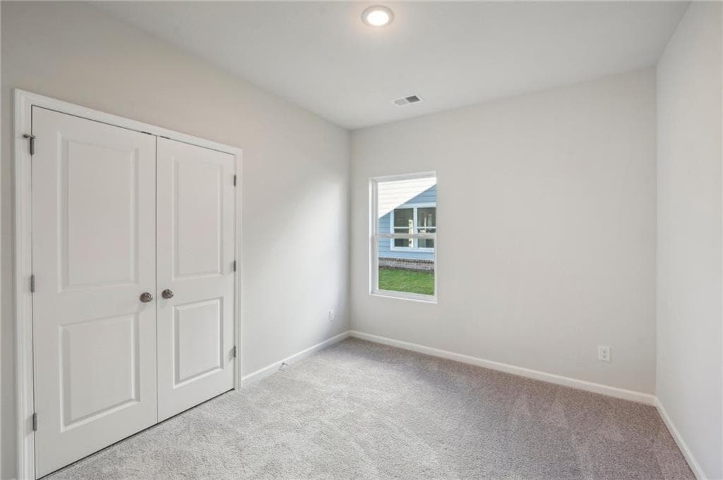 4 bedroom, 3 bathroom, 2,565 sq ft single family residence under contract at 11133 Suria Drive, Covington, GA 30014 — photo 9