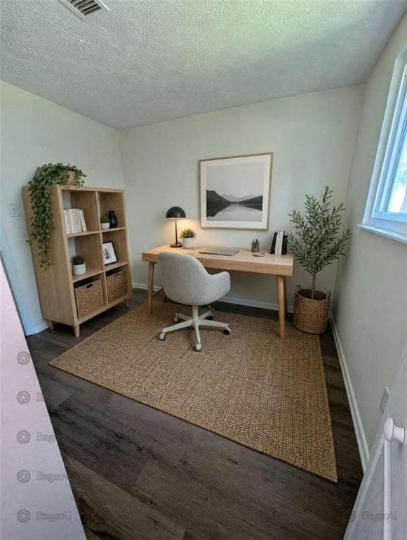3 bedroom, 2 bathroom, 1,188 sq ft single family residence under contract at 255 Hembree Forest Circle, Roswell, GA 30076 — photo 6