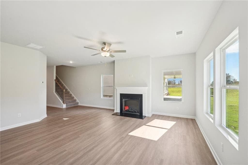 4 bedroom, 3 bathroom, 2,565 sq ft single family residence under contract at 11143 Suria Drive, Covington, GA 30014 — photo 8