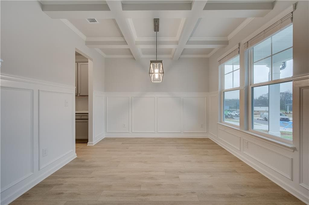 5 bedroom, 5 bathroom, 3,823 sq ft single family residence under contract at 174 Buffalo Trace, Stockbridge, GA 30281 — photo 6