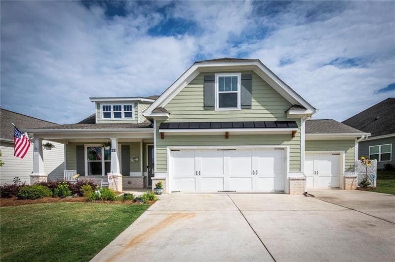 3 bedroom, 3 bathroom, 2,041 sq ft single family residence for sale at 98 Heritage Pointe Drive, Villa Rica, GA 30180