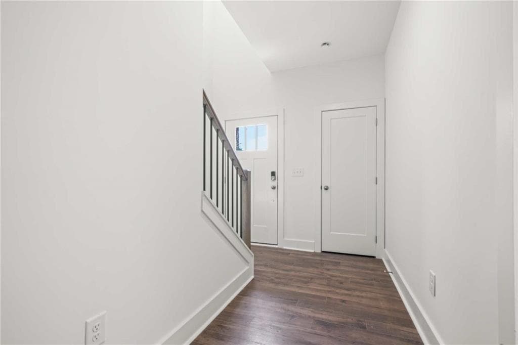 3 bedroom, 4 bathroom, 2,272 sq ft townhouse for rent at 3437 Catalan Alley 20, Decatur, GA 30032 for $3,250 a month — photo 3
