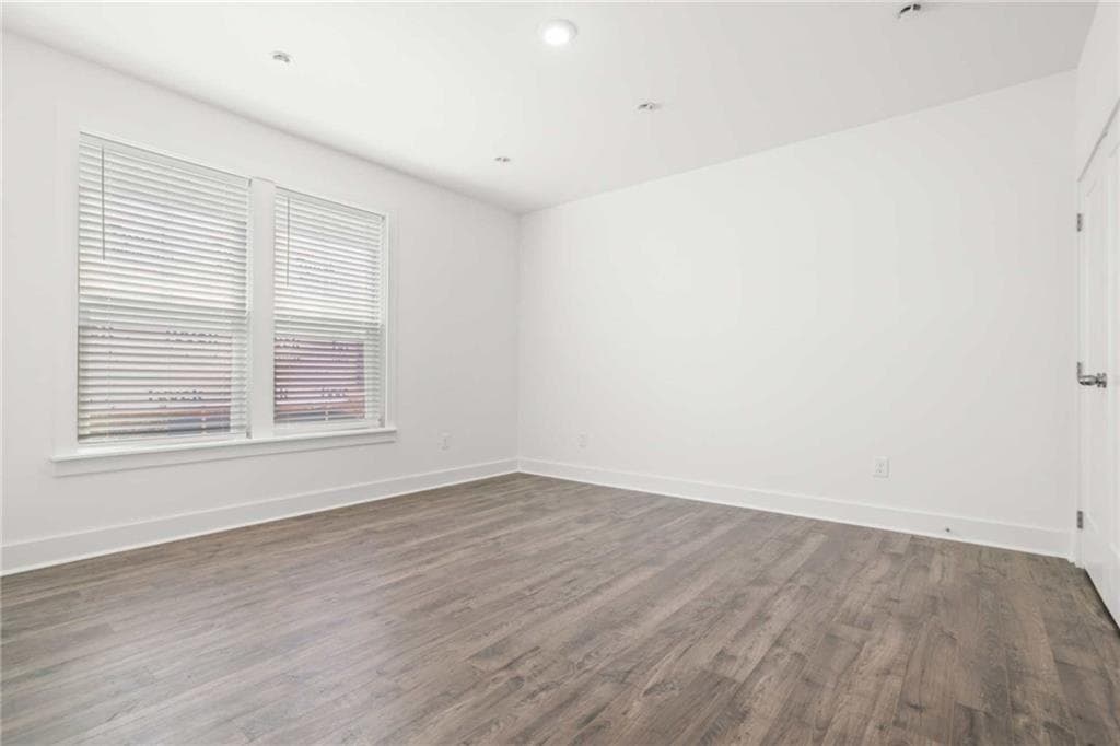 3 bedroom, 4 bathroom, 2,272 sq ft townhouse for rent at 3437 Catalan Alley 20, Decatur, GA 30032 for $3,250 a month — photo 6