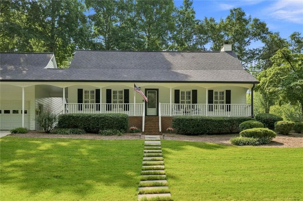 3 bedroom, 2 bathroom, 1,964 sq ft single family residence sold at 3750 Hickory Ridge Court, Marietta, GA 30066