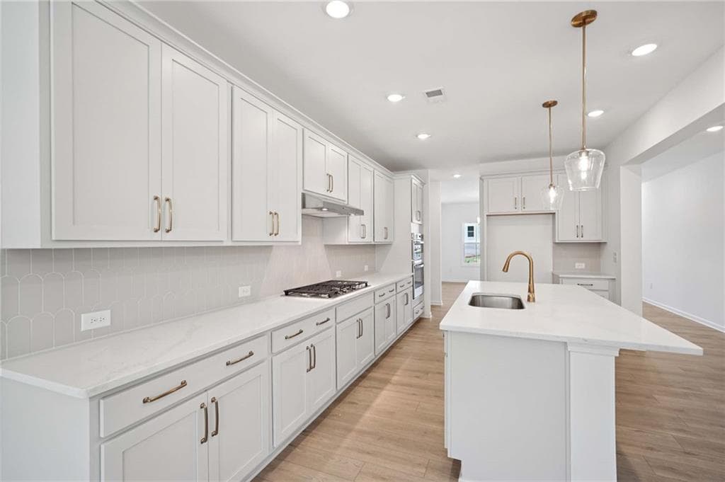 5 bedroom, 4 bathroom, 3,198 sq ft single family residence under contract at 6224 Kismet Road, Buford, GA 30518 — photo 6