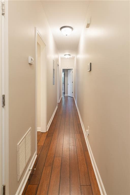3 bedroom, 2 bathroom, 1,093 sq ft duplex for rent at 1099 Smith Street B, Atlanta, GA 30310 for $1,850 a month — photo 6