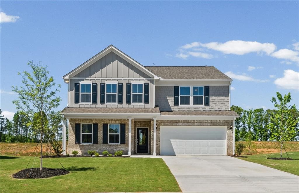 5 bedroom, 3 bathroom, 2,956 sq ft single family residence under contract at 636 Vidalia Park Way, Mcdonough, GA 30252