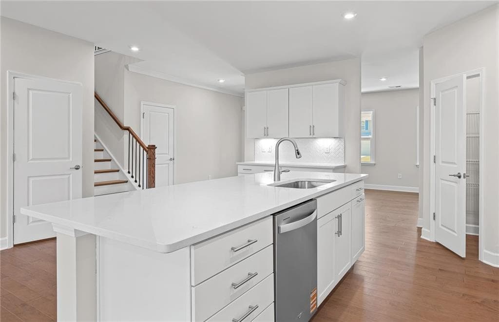 5 bedroom, 3 bathroom, 2,956 sq ft single family residence under contract at 636 Vidalia Park Way, Mcdonough, GA 30252 — photo 10