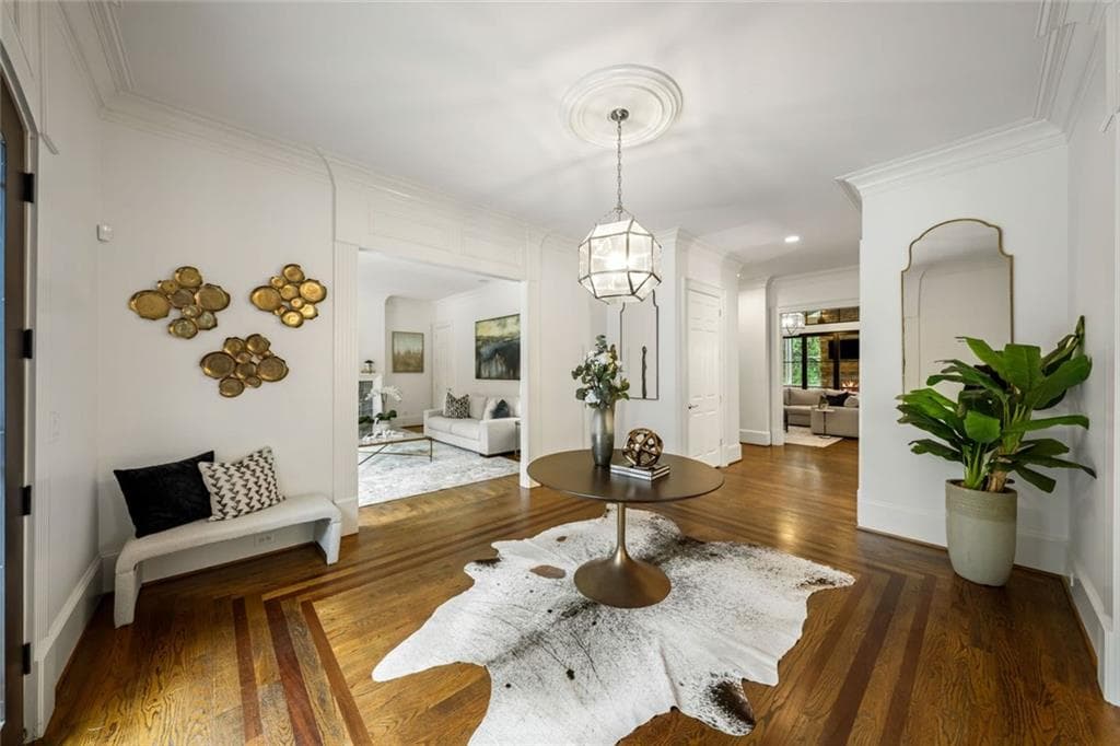 6 bedroom, 8 bathroom, 10,355 sq ft single family residence under contract at 305 Forrest Lake Drive, Sandy Springs, GA 30327 — photo 10