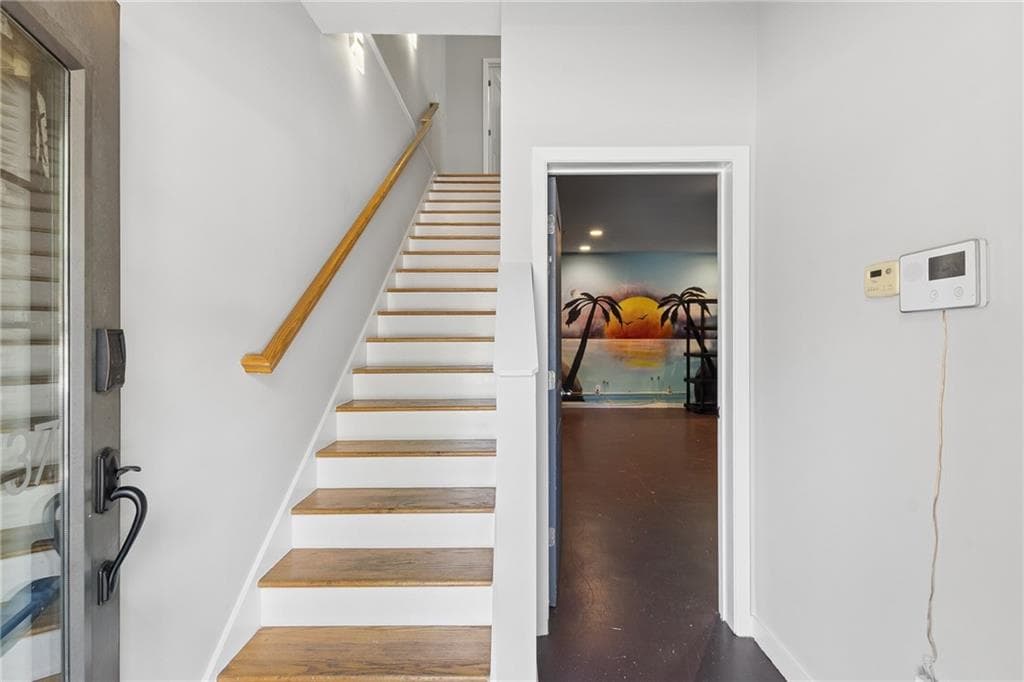 2 bedroom, 3 bathroom, 2,144 sq ft townhouse for rent at 238 Walker Street 37, Atlanta, GA 30313 for $2,600 a month — photo 3