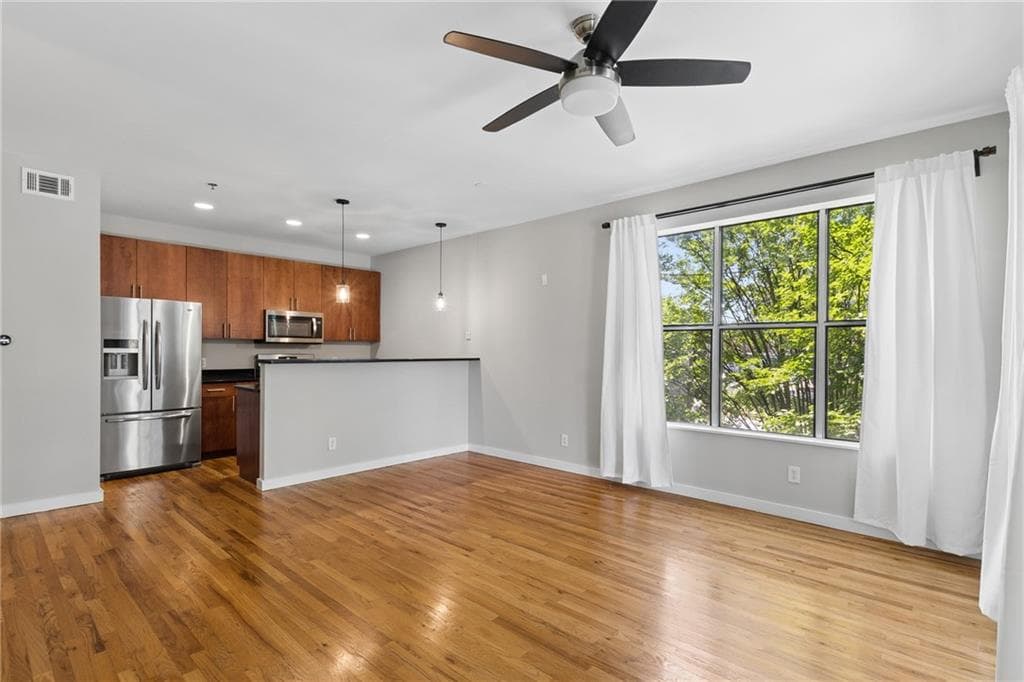 2 bedroom, 3 bathroom, 2,144 sq ft townhouse for rent at 238 Walker Street 37, Atlanta, GA 30313 for $2,600 a month — photo 10