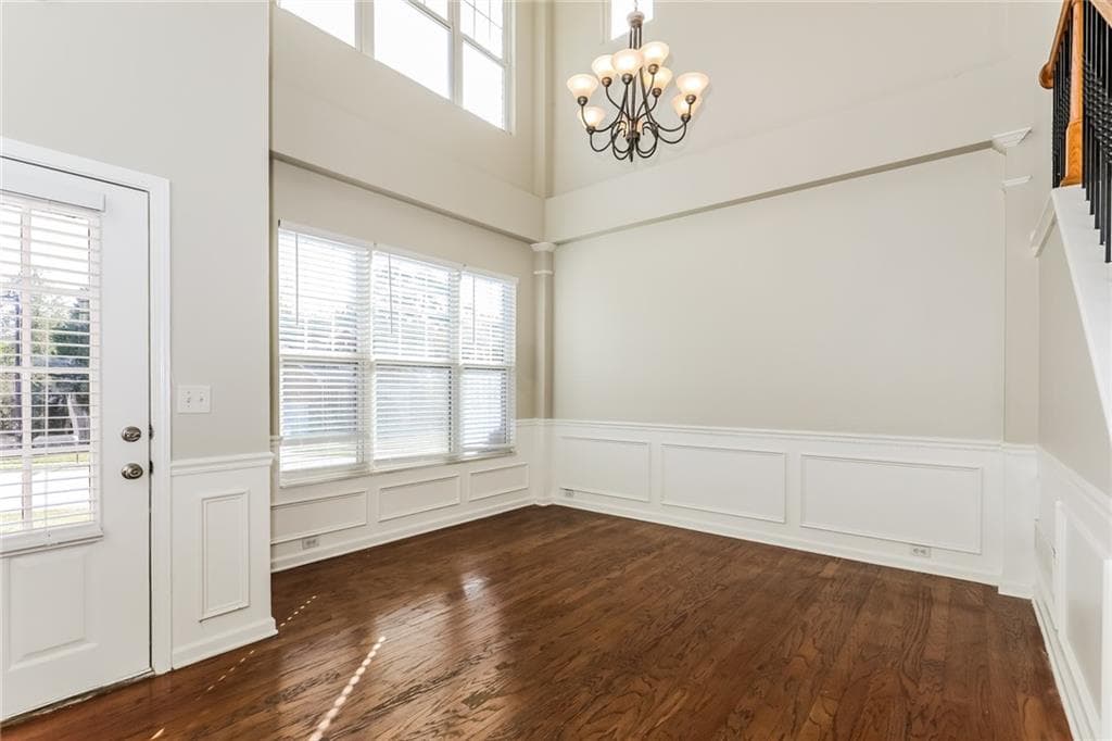 3 bedroom, 3 bathroom, 2,821 sq ft single family residence for rent at 5521 Village Trace, Union City, GA 30291 for $2,485 a month — photo 5