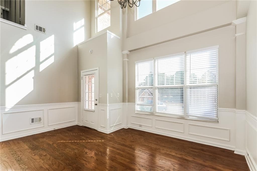 3 bedroom, 3 bathroom, 2,821 sq ft single family residence for rent at 5521 Village Trace, Union City, GA 30291 for $2,485 a month — photo 6
