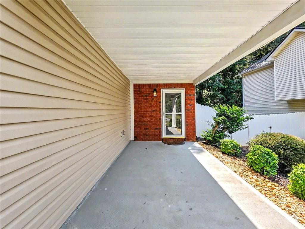 3 bedroom, 3 bathroom, 1,564 sq ft single family residence for rent at 3235 Liberty Commons Drive, Kennesaw, GA 30144 for $2,250 a month — photo 3